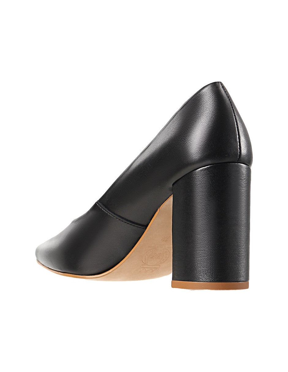 ZAPATILLA DE PIEL VICTORIA 159