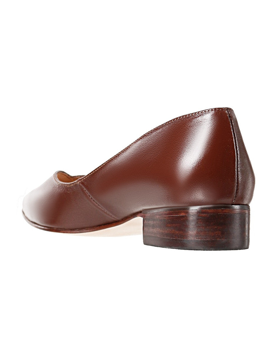 ZAPATILLA DE PIEL JOSSEFINA 011