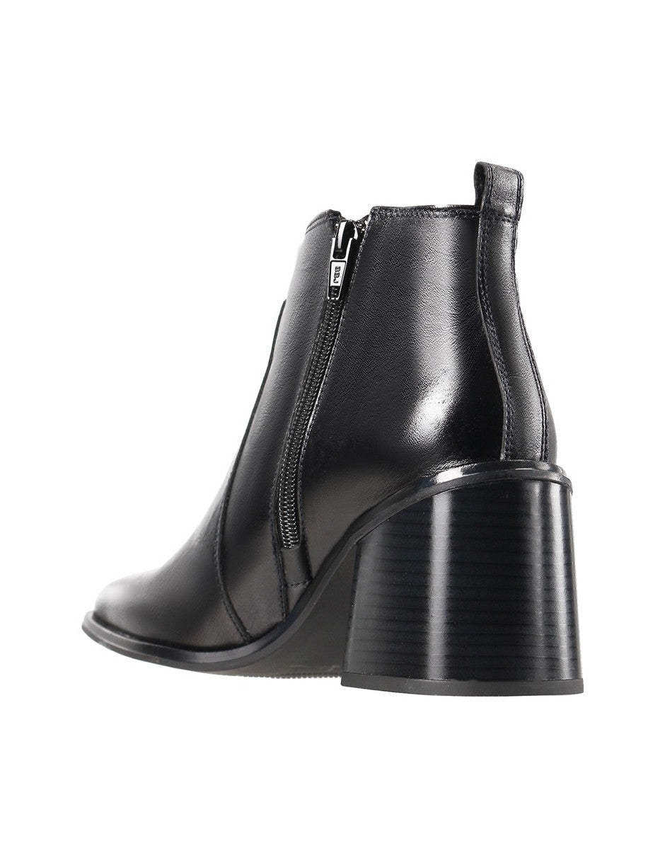 BOTIN DE PIEL LIVIANA 701