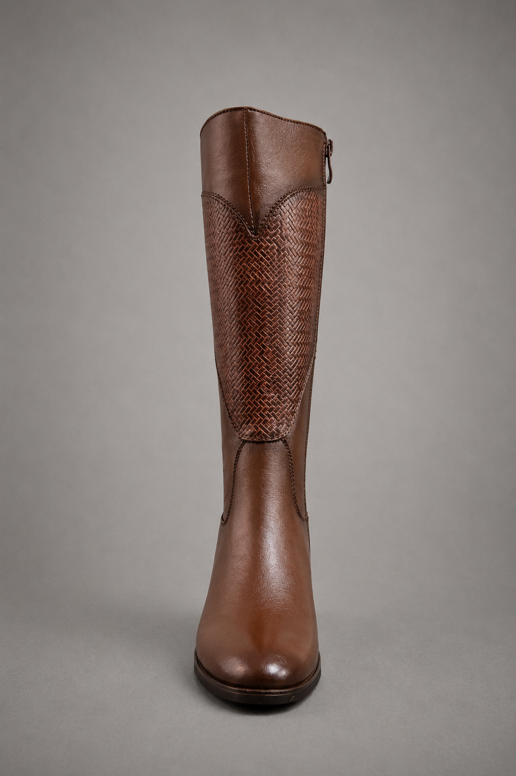 BOTA DE PIEL PARA DAMA CON TACON ANCHO Y GRABADOS TEXTURIZADOS HARLY 497