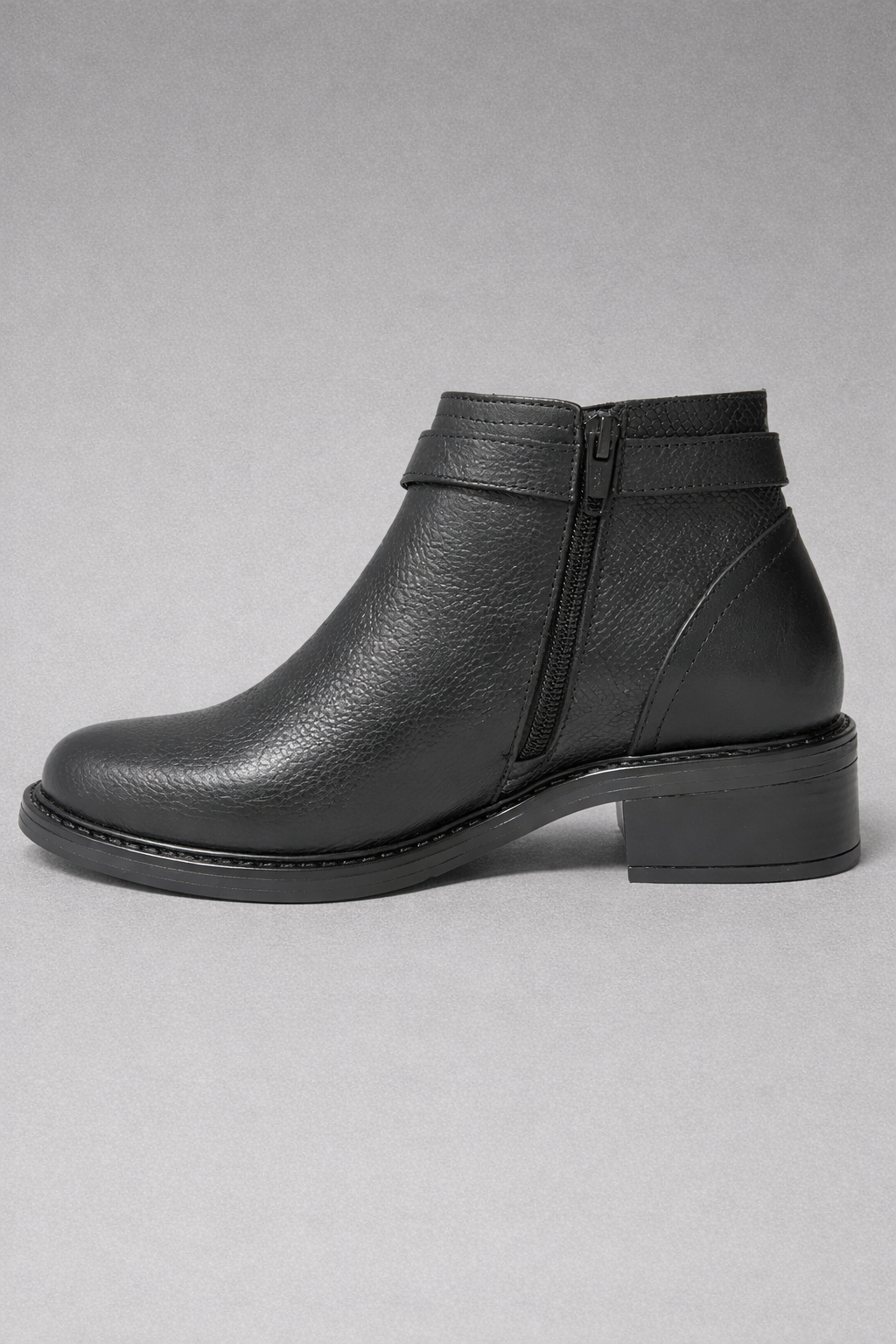BOTIN DE PIEL LULU 802