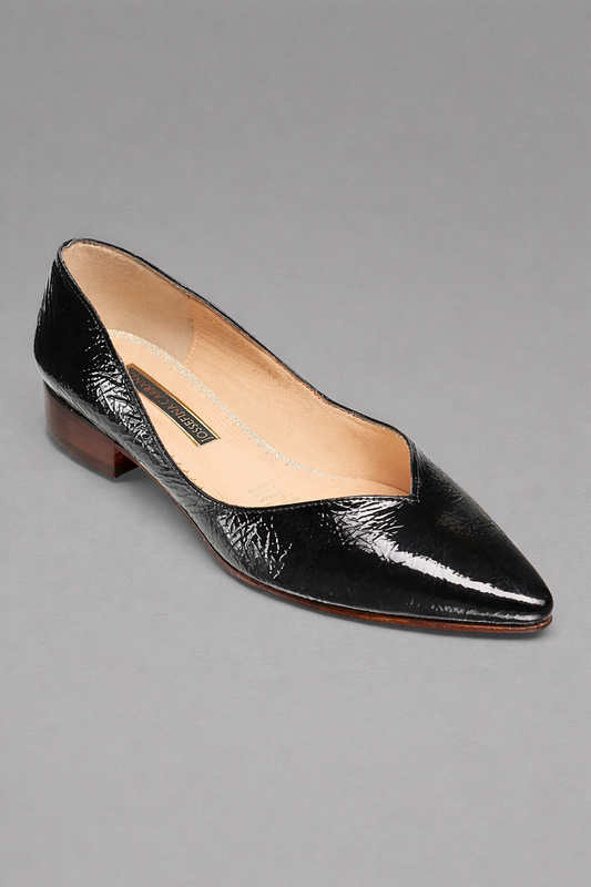 ZAPATILLA DE CHAROL CORRUGADO JOSSEFINA 011