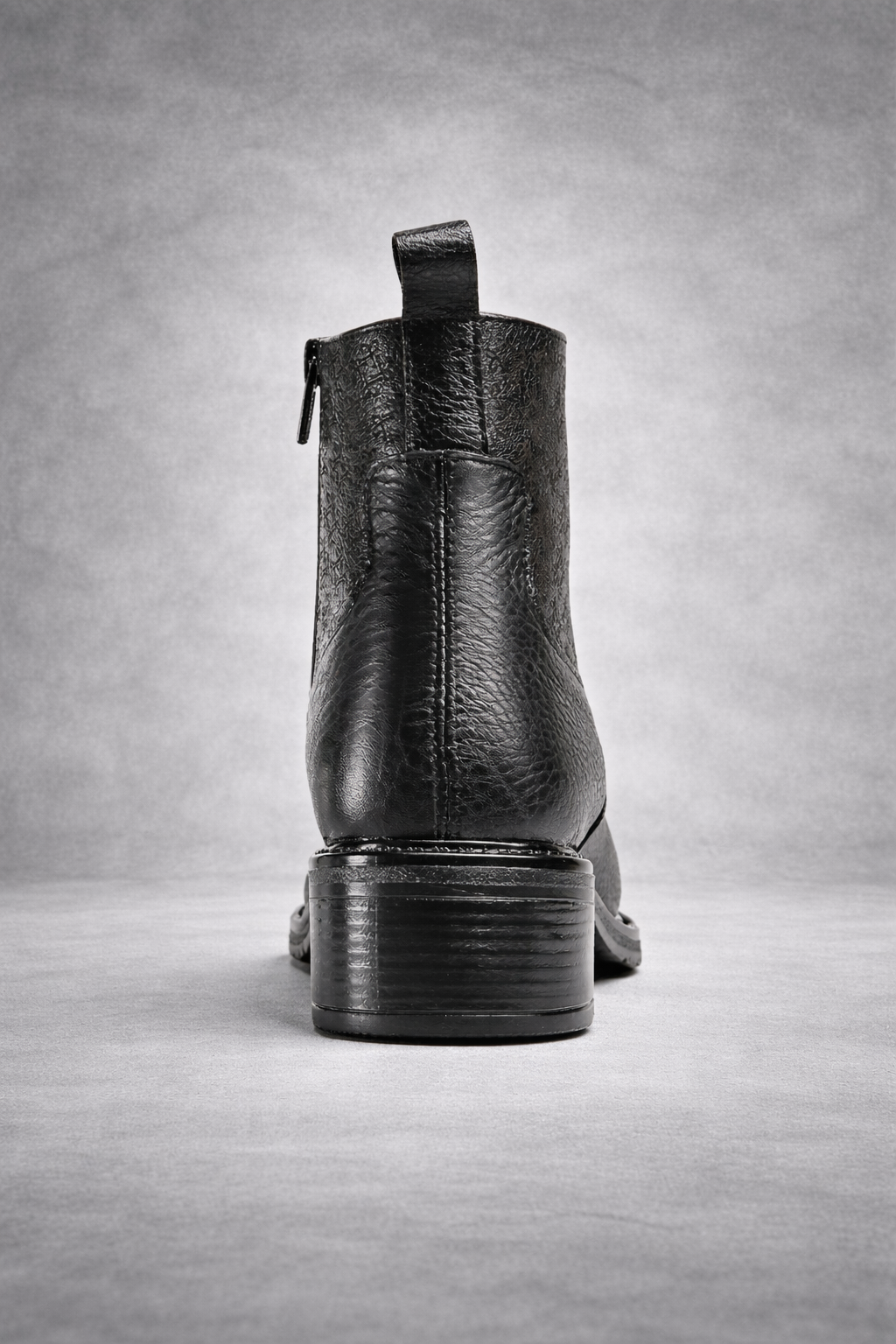 BOTIN DE PIEL LULU 803