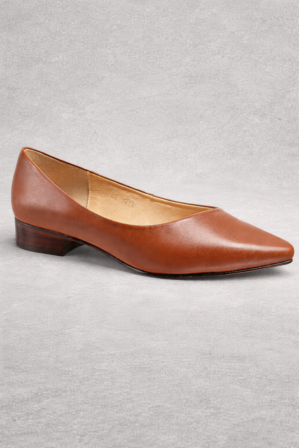 ZAPATILLA DE PIEL JOSSEFINA 01
