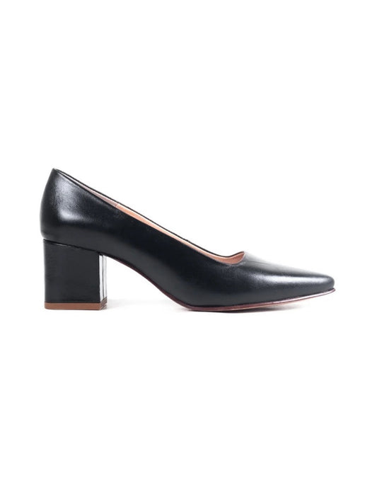 ZAPATILLA DE PIEL SAM 710